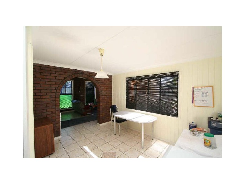 11 Simone Street, Boronia Heights QLD 4124