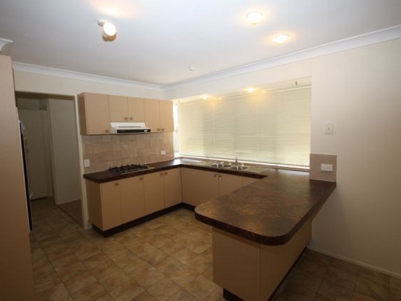 4 Flinders Crescent, Boronia Heights QLD 4124