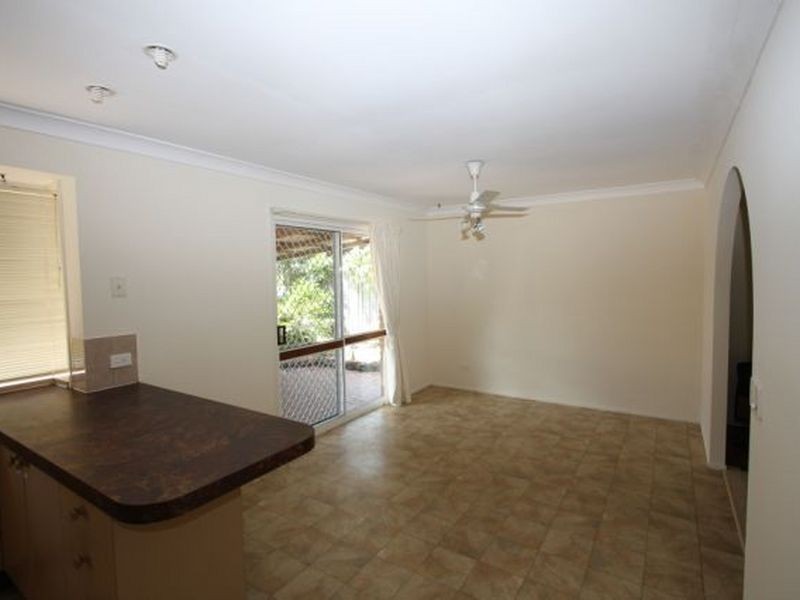 4 Flinders Crescent, Boronia Heights QLD 4124