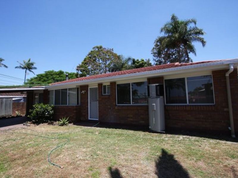 4 Flinders Crescent, Boronia Heights QLD 4124