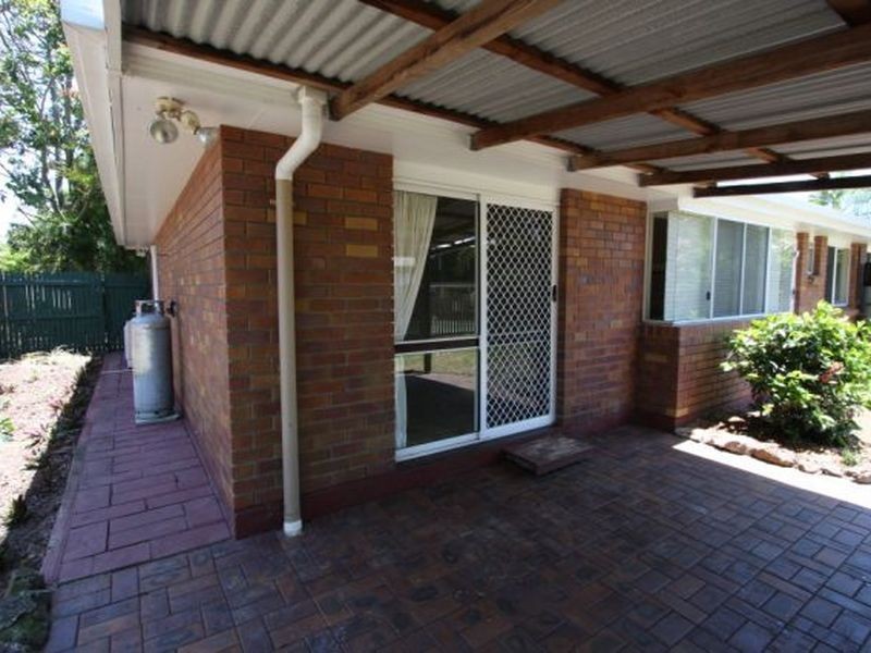 4 Flinders Crescent, Boronia Heights QLD 4124