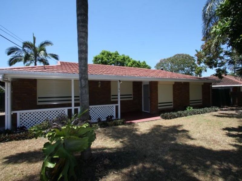 4 Flinders Crescent, Boronia Heights QLD 4124