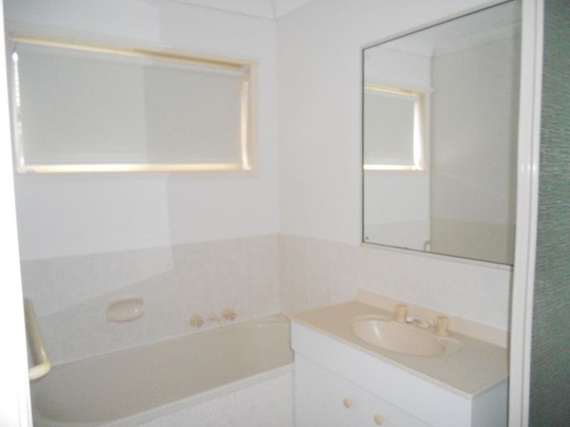 3 Rowena Court, Boronia Heights QLD 4124