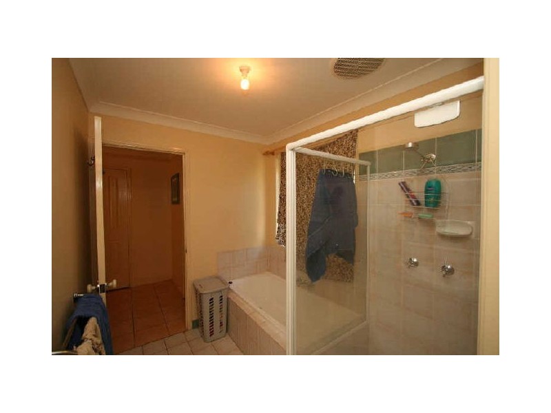 30 Standford Place, Regents Park QLD 4118