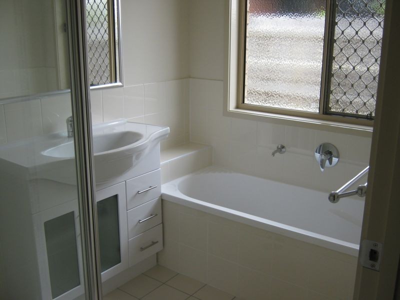 14 Chesan Court, Crestmead QLD 4132