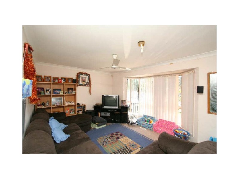 11 Norah Street, Crestmead QLD 4132