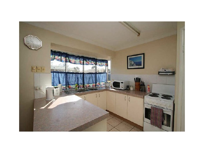 4 Curzon Street, Browns Plains QLD 4118