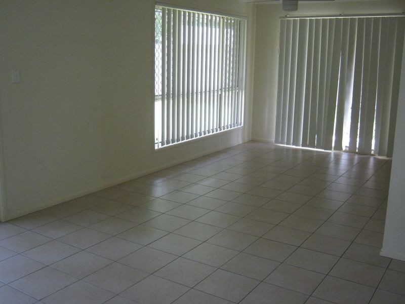 11 Highfields Court, Loganlea QLD 4131