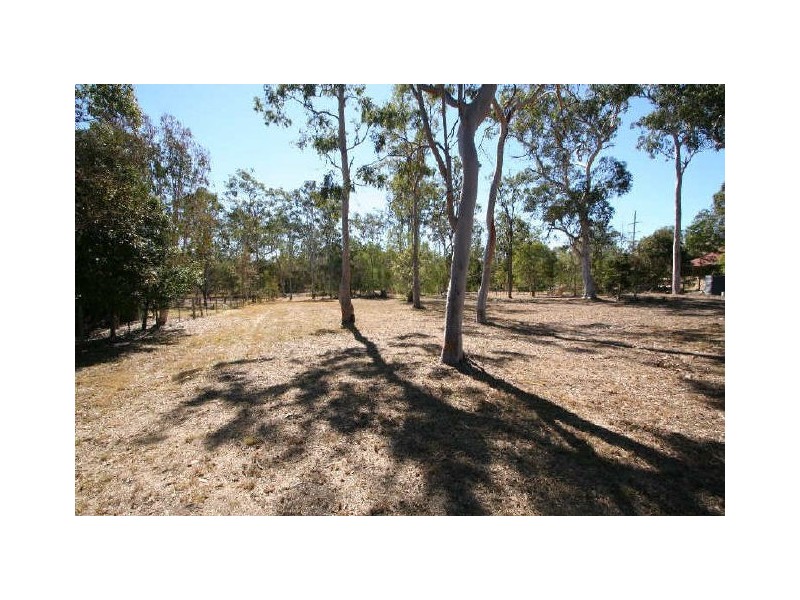 62 Cardwell Close, Munruben QLD 4125