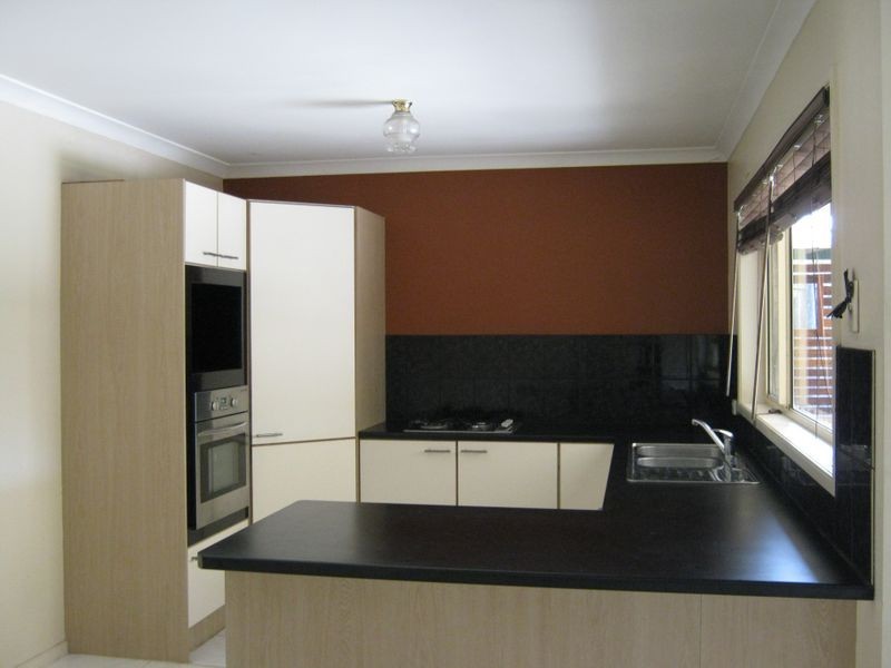 15 Mareeba Court, Boronia Heights QLD 4124