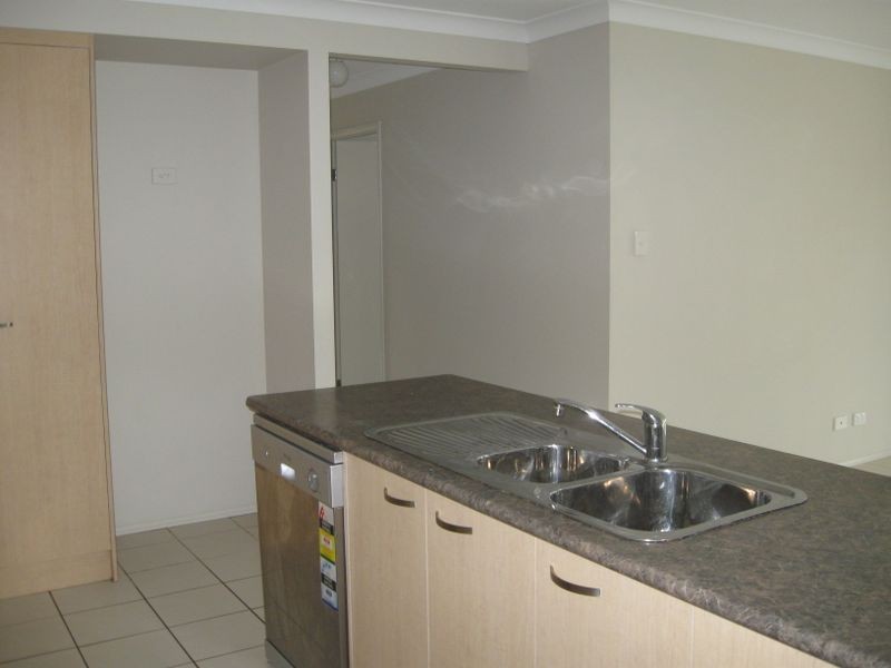 35 Julie Street, Crestmead QLD 4132