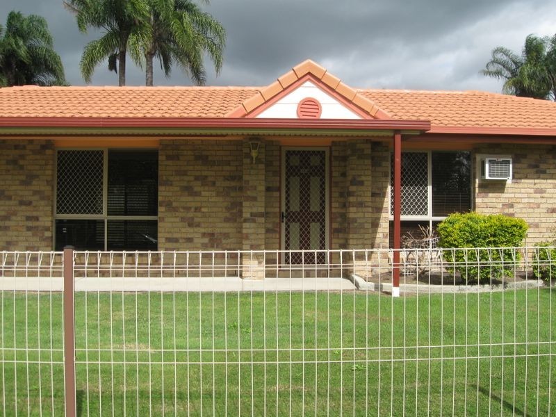4 Brabham Street, Crestmead QLD 4132
