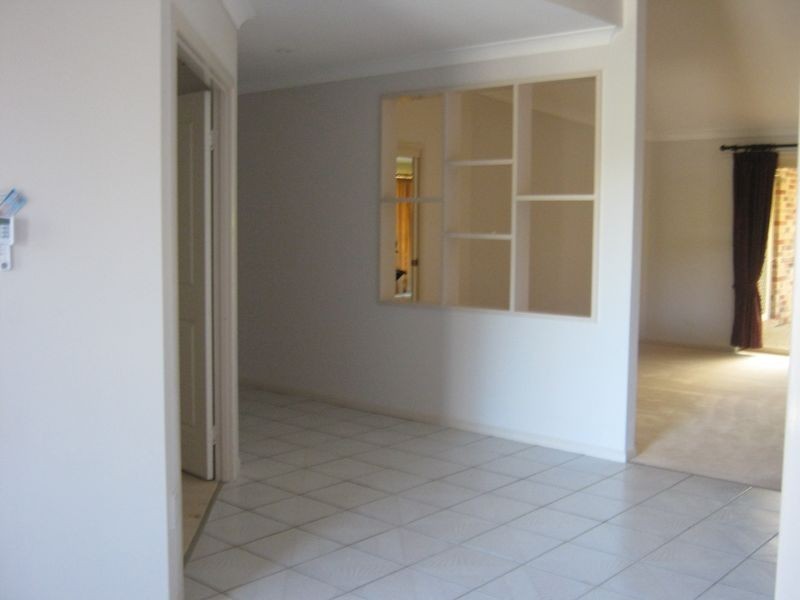 21 Ethion Drive, Regents Park QLD 4118