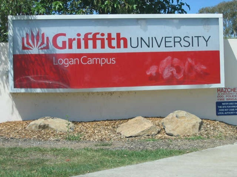 Unit 37/20-26 Ellerslie Road, Meadowbrook QLD 4131