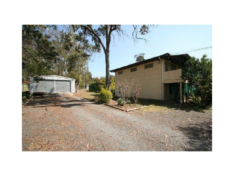 157 Peverell Street, Hillcrest QLD 4118
