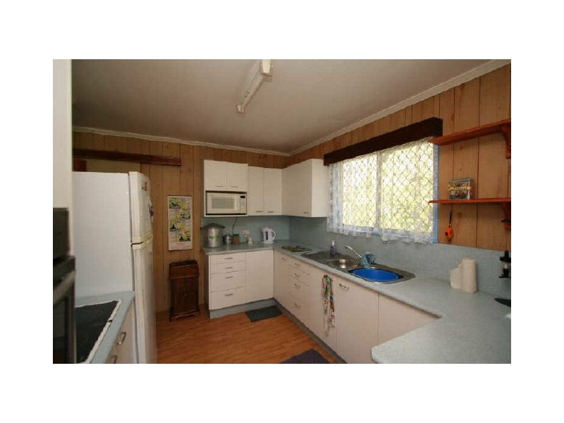 157 Peverell Street, Hillcrest QLD 4118