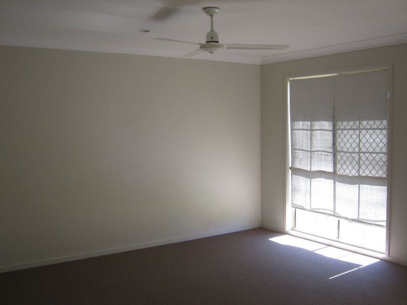 13 Lake Cooloola Court, Logan Reserve QLD 4133