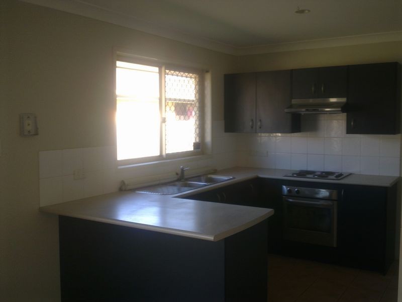 13 Lake Cooloola Court, Logan Reserve QLD 4133