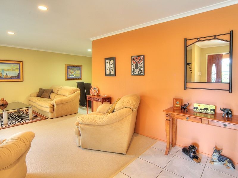 1-9 Bascombe Court, Munruben QLD 4125