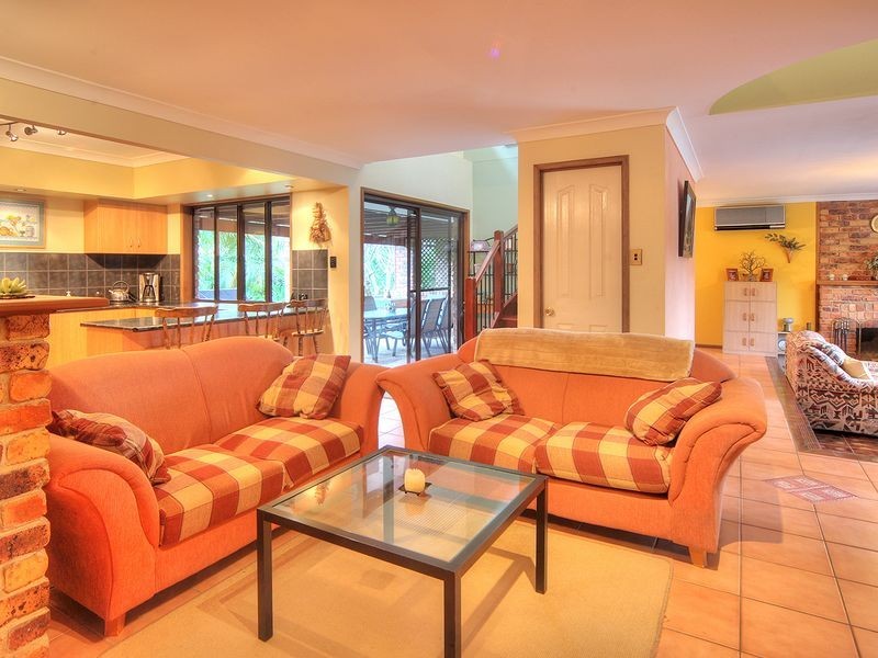 26 Homebush Drive, Regents Park QLD 4118
