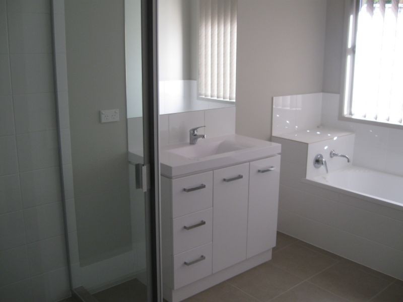 1 Alrak Avenue, Browns Plains QLD 4118