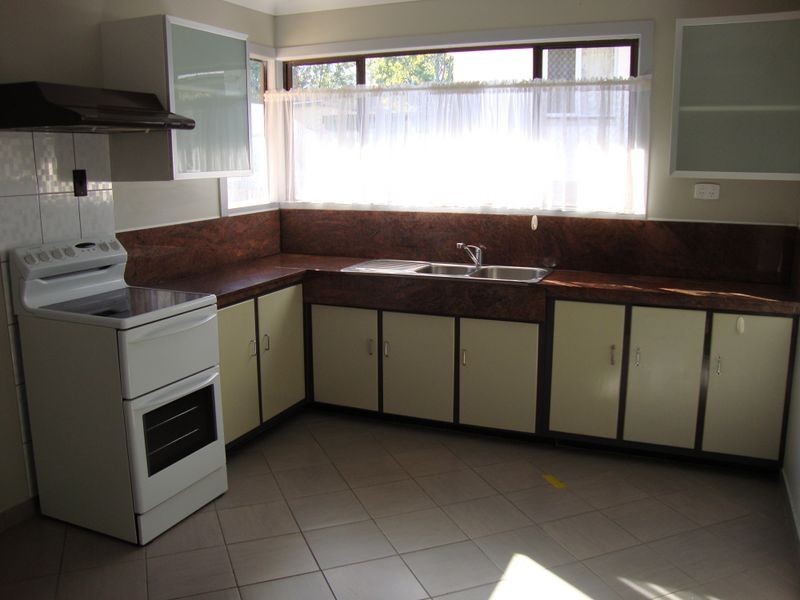 25 Rothesay Street, Acacia Ridge QLD 4110