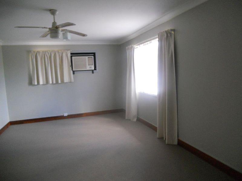 25 Rothesay Street, Acacia Ridge QLD 4110