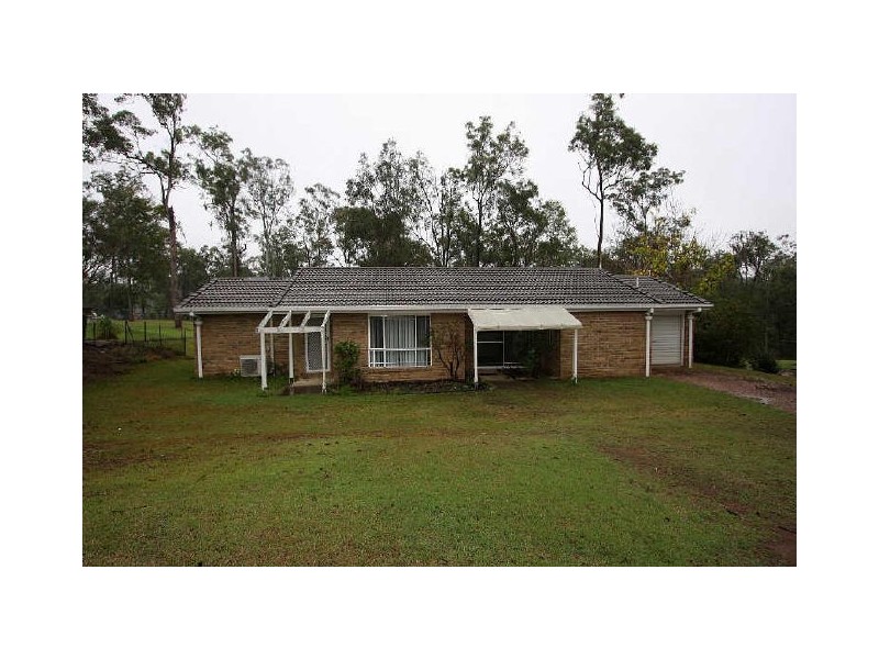 16 Belinda Court, Munruben QLD 4125