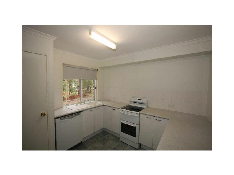 16 Belinda Court, Munruben QLD 4125