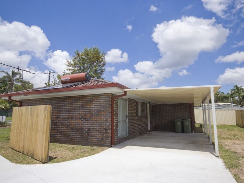 24 Regency Drive, Regents Park QLD 4118