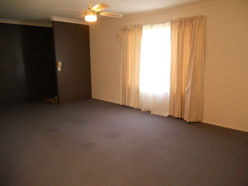 2 Kilby Street, Crestmead QLD 4132