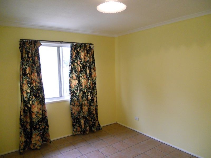 32 Strathallen Drive, Boronia Heights QLD 4124