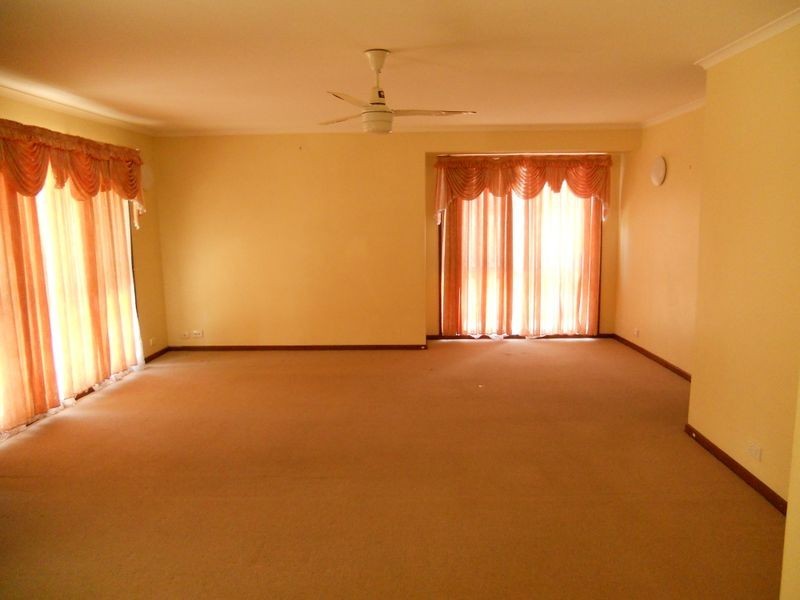 57 Vansittart Road, Regents Park QLD 4118