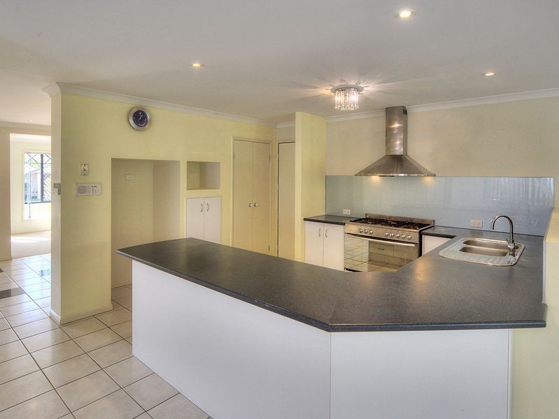 18 Howell Place, Drewvale QLD 4116