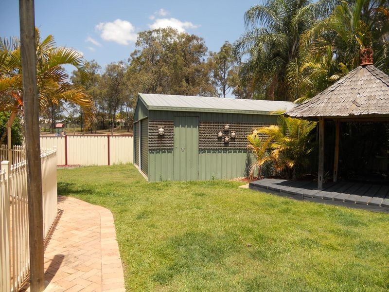 16 Owens Crescent, Regents Park QLD 4118