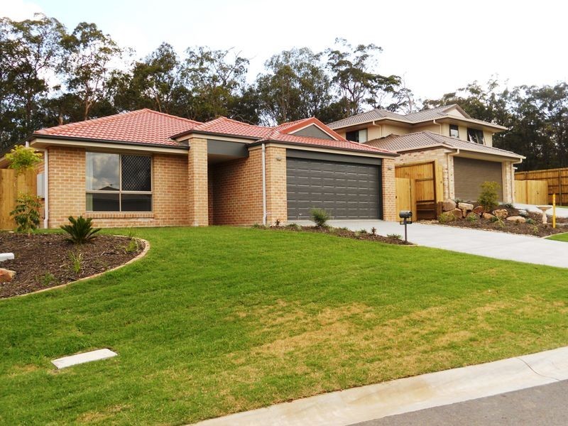 18 Tranquil Street, Hillcrest QLD 4118