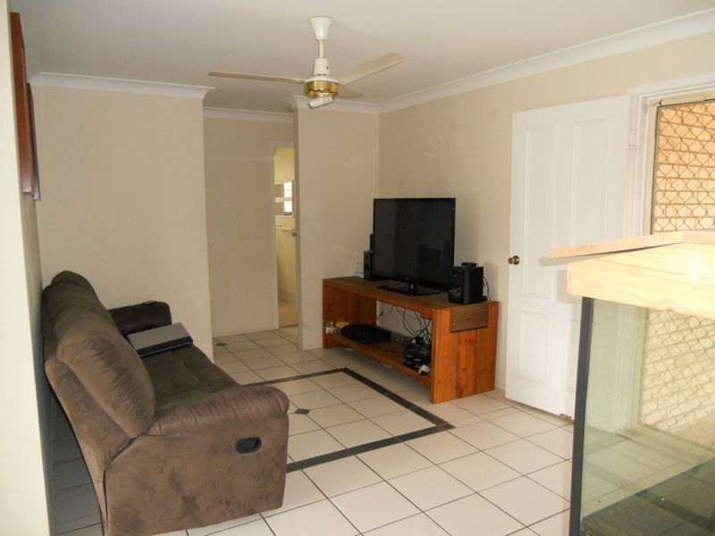26 Highbury Drive, Crestmead QLD 4132