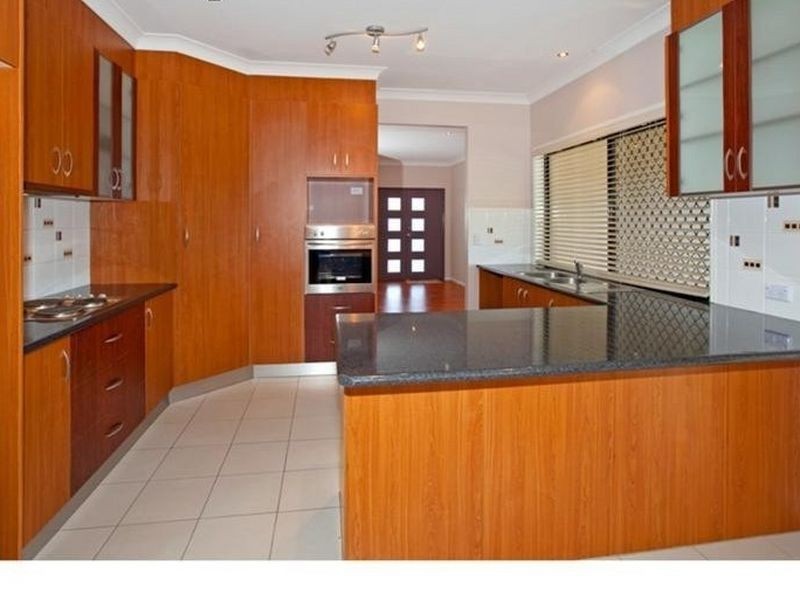 30 Stratus Place, Calamvale QLD 4116