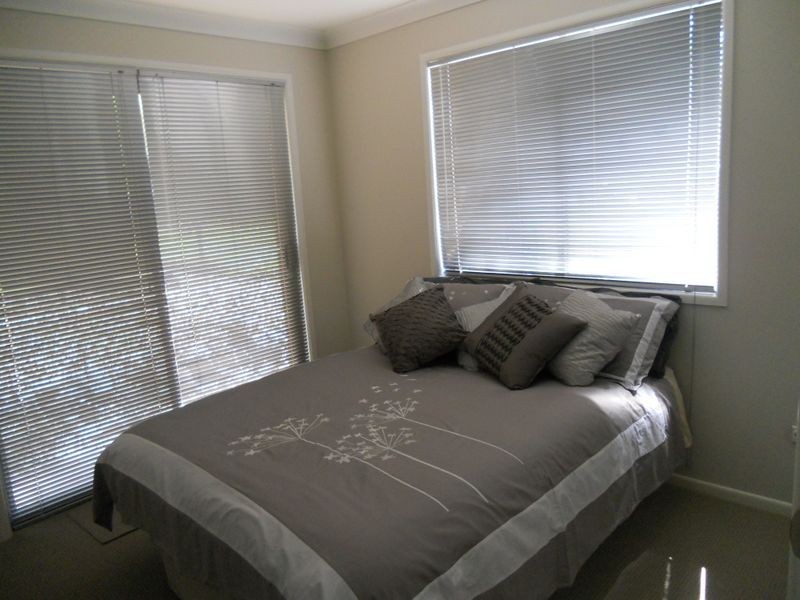 45 Enford Street, Hillcrest QLD 4118