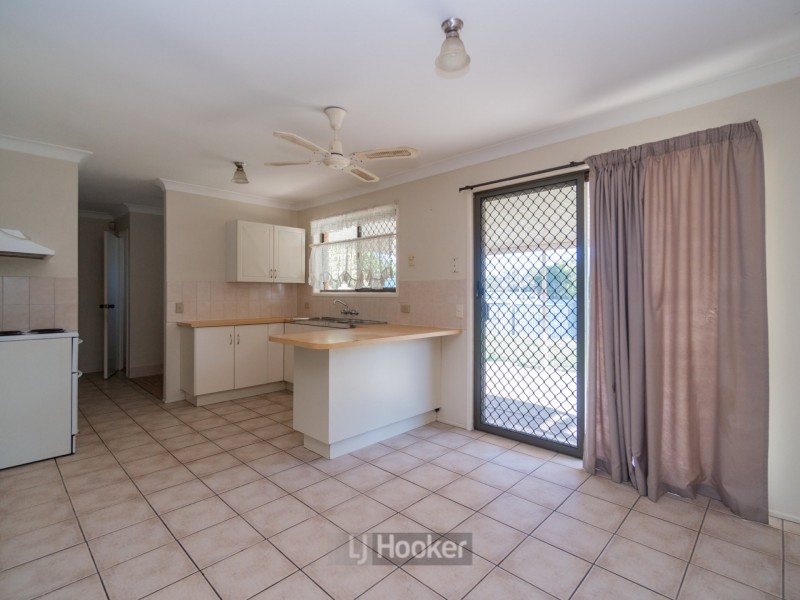 11 Cosway Street, Hillcrest QLD 4118