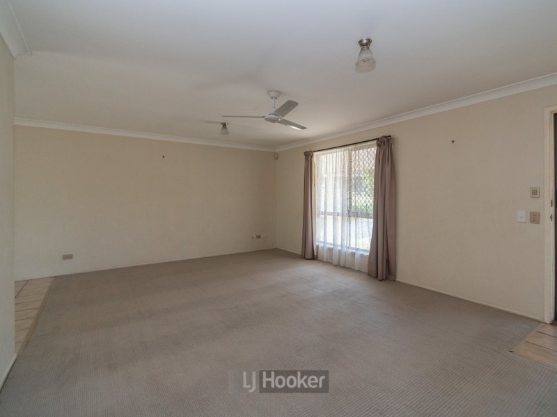 11 Cosway Street, Hillcrest QLD 4118