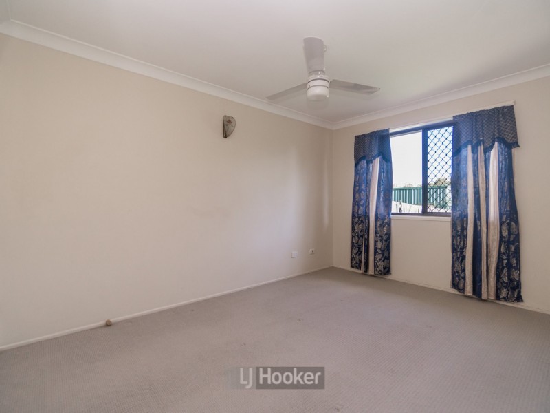 11 Cosway Street, Hillcrest QLD 4118