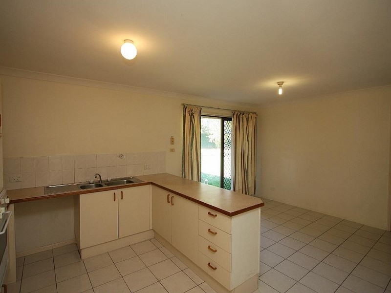 97 Federation Drive, Hillcrest QLD 4118