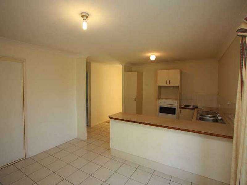 97 Federation Drive, Hillcrest QLD 4118