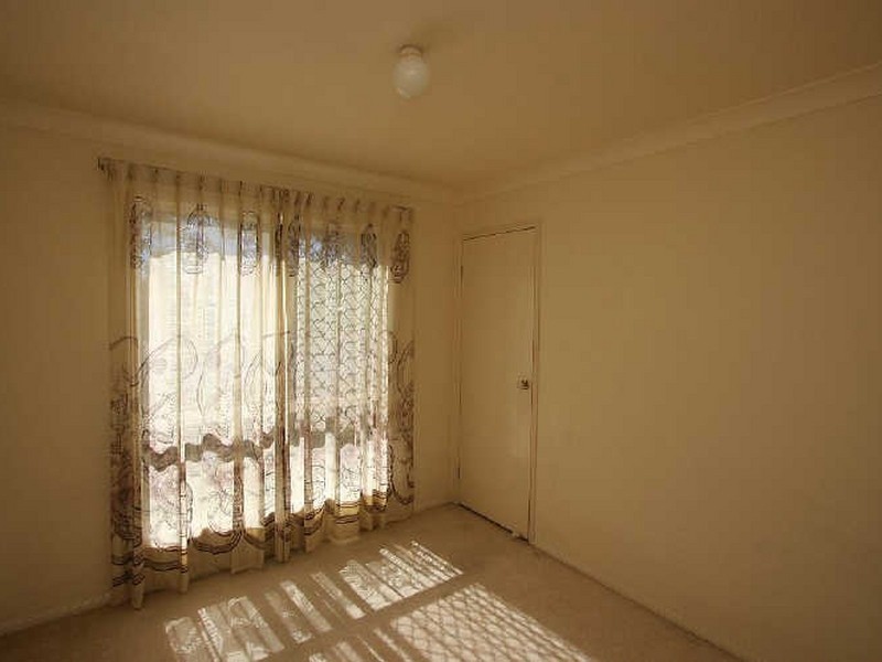 97 Federation Drive, Hillcrest QLD 4118