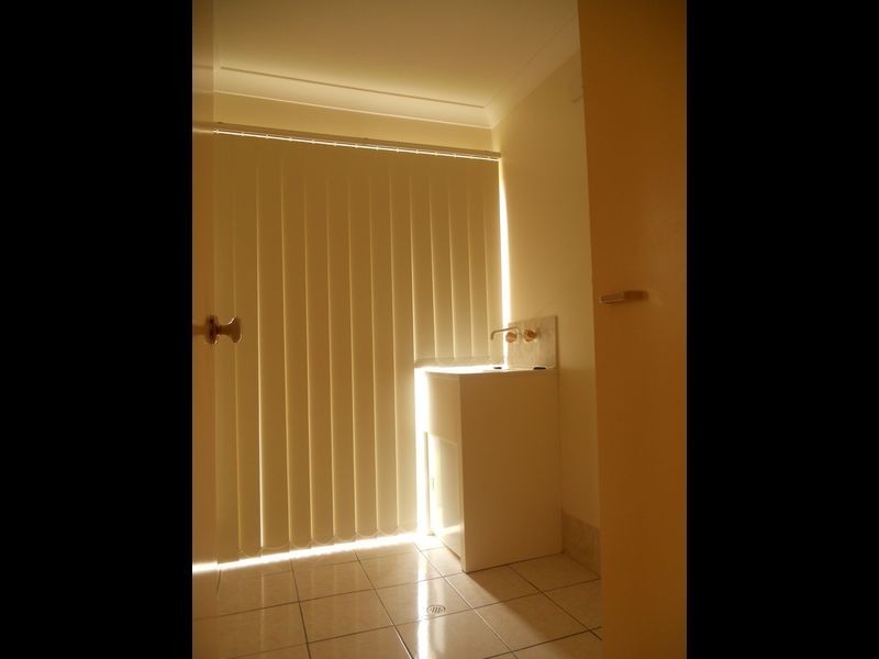 25 Parkside Drive, Crestmead QLD 4132