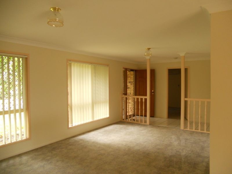 25 Parkside Drive, Crestmead QLD 4132