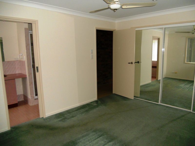 14 Whitcomb Street, Hillcrest QLD 4118