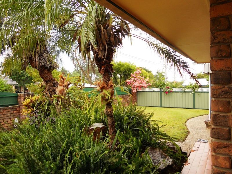 14 Whitcomb Street, Hillcrest QLD 4118