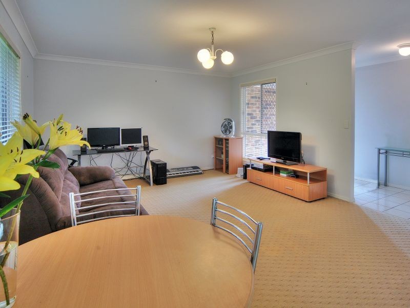 9 Perentie Street, Regents Park QLD 4118